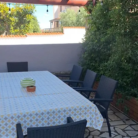 Apartment Karin Banjole