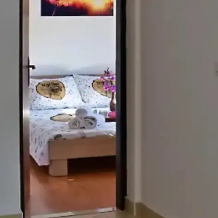 Karin Apartment Banjole